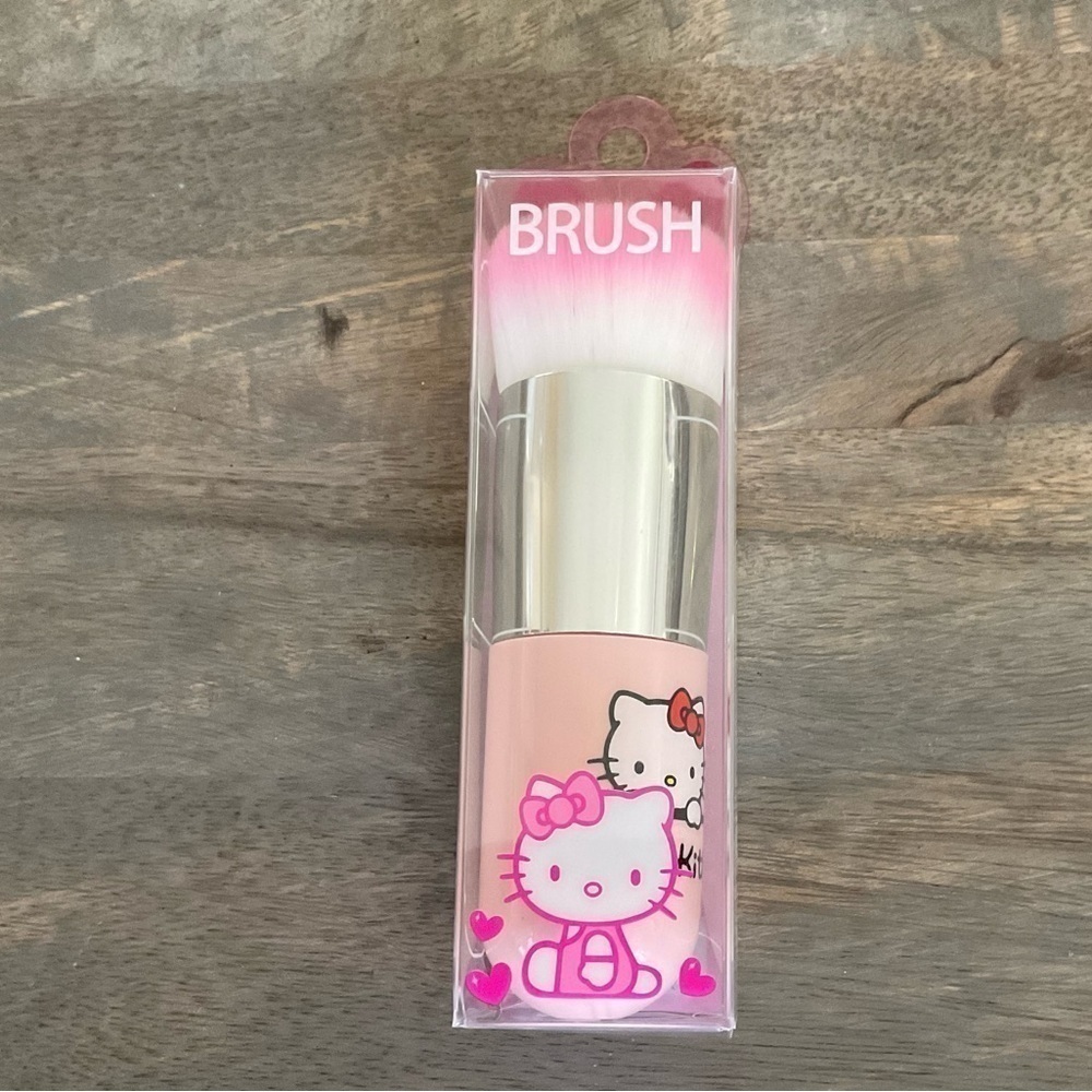 Hello Kitty Cosmetic Brush